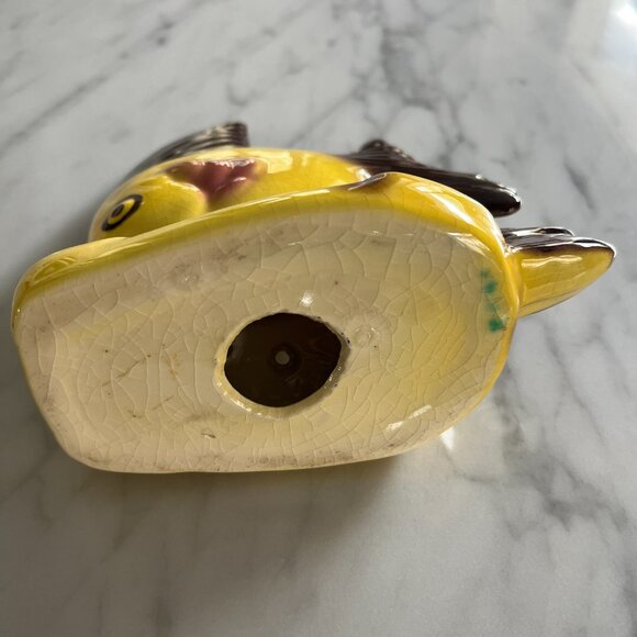 Vintage Yellow & Brown Ceramic Angelfish statuette - Picture 3 of 14